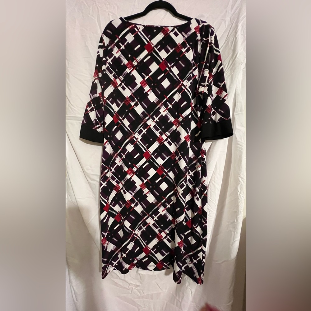 Liz Claiborne 3/4 sleeve shift dress